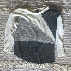 ♥️DKNY light Sweater♥️